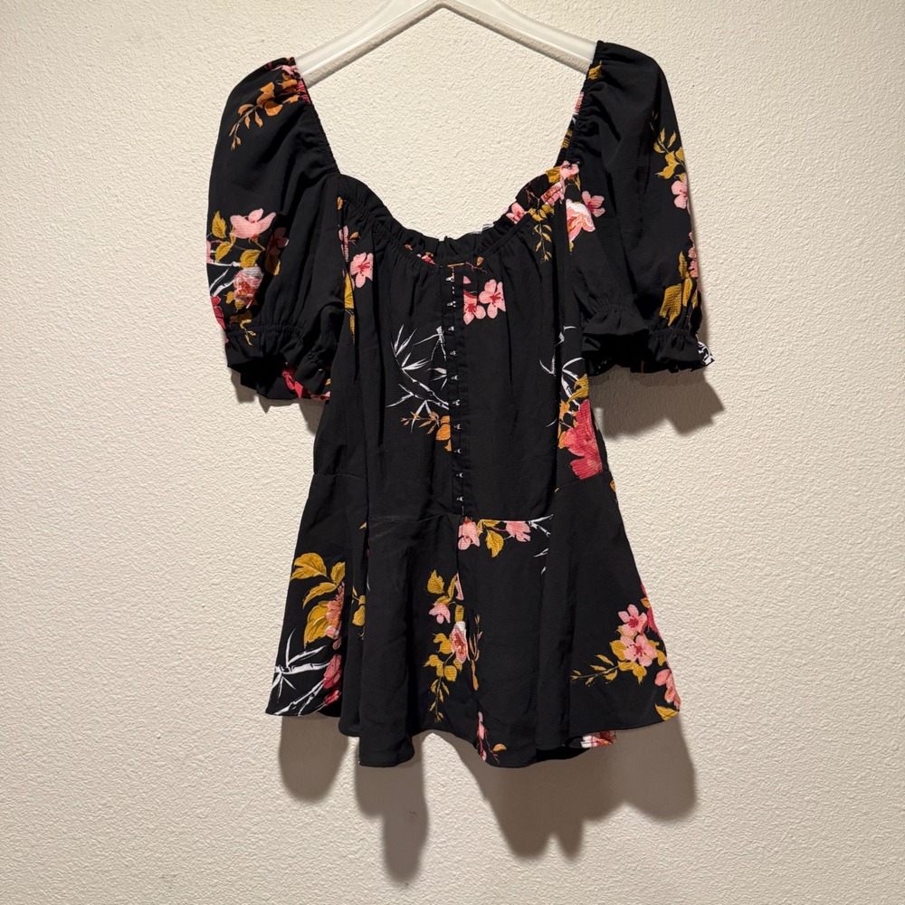 City Chic Black Floral Puff-Sleeve Blouse